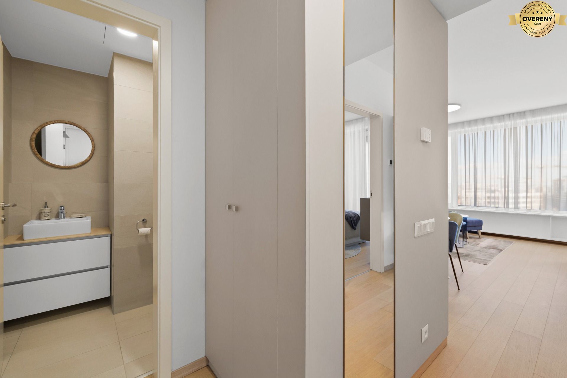 NUERA︱SKY PARK luxury furnished 2-room apartment on 15th floor