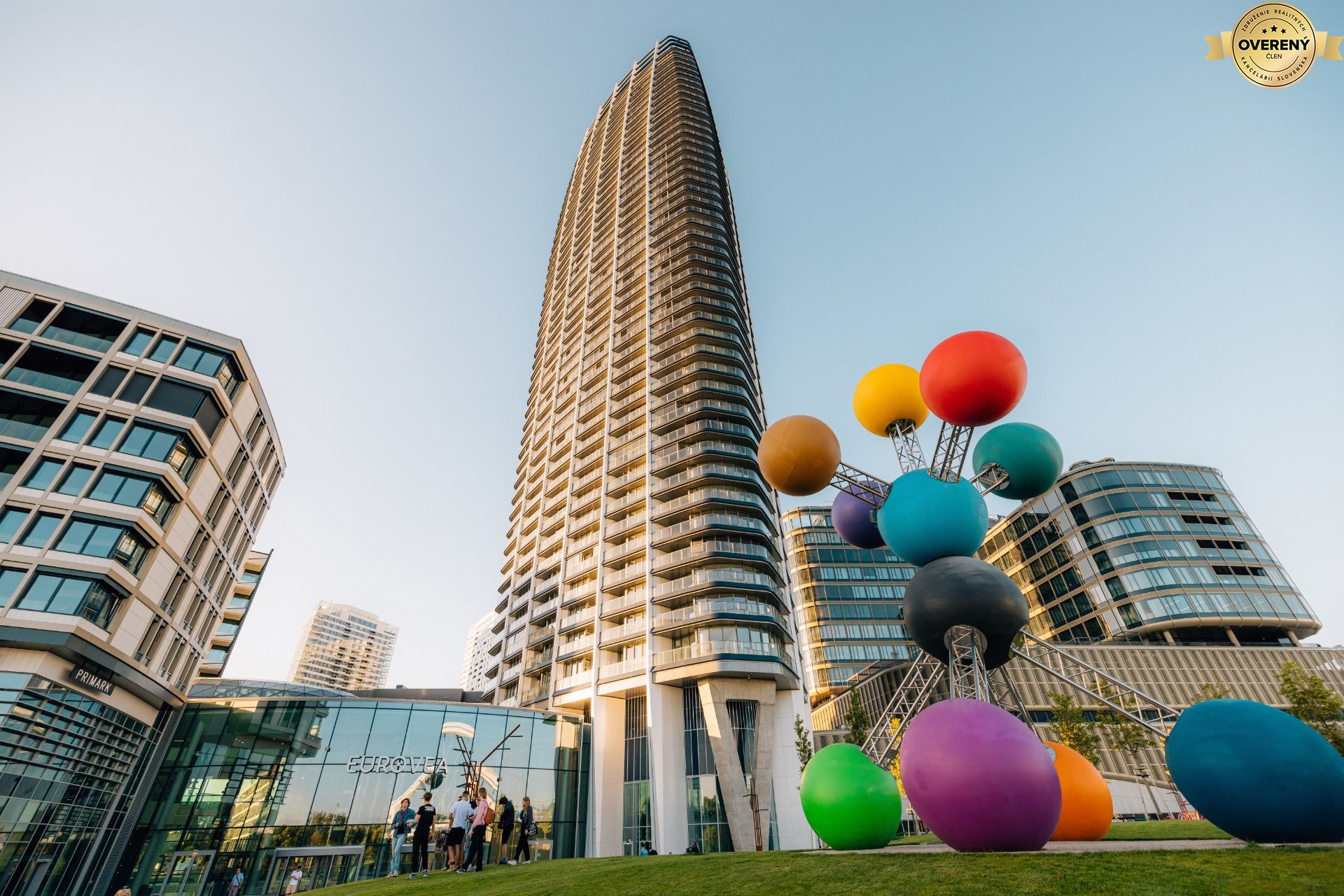 NUERA︱EUROVEA TOWER - Penthouse 3-bed. apt. Danube view, 44th