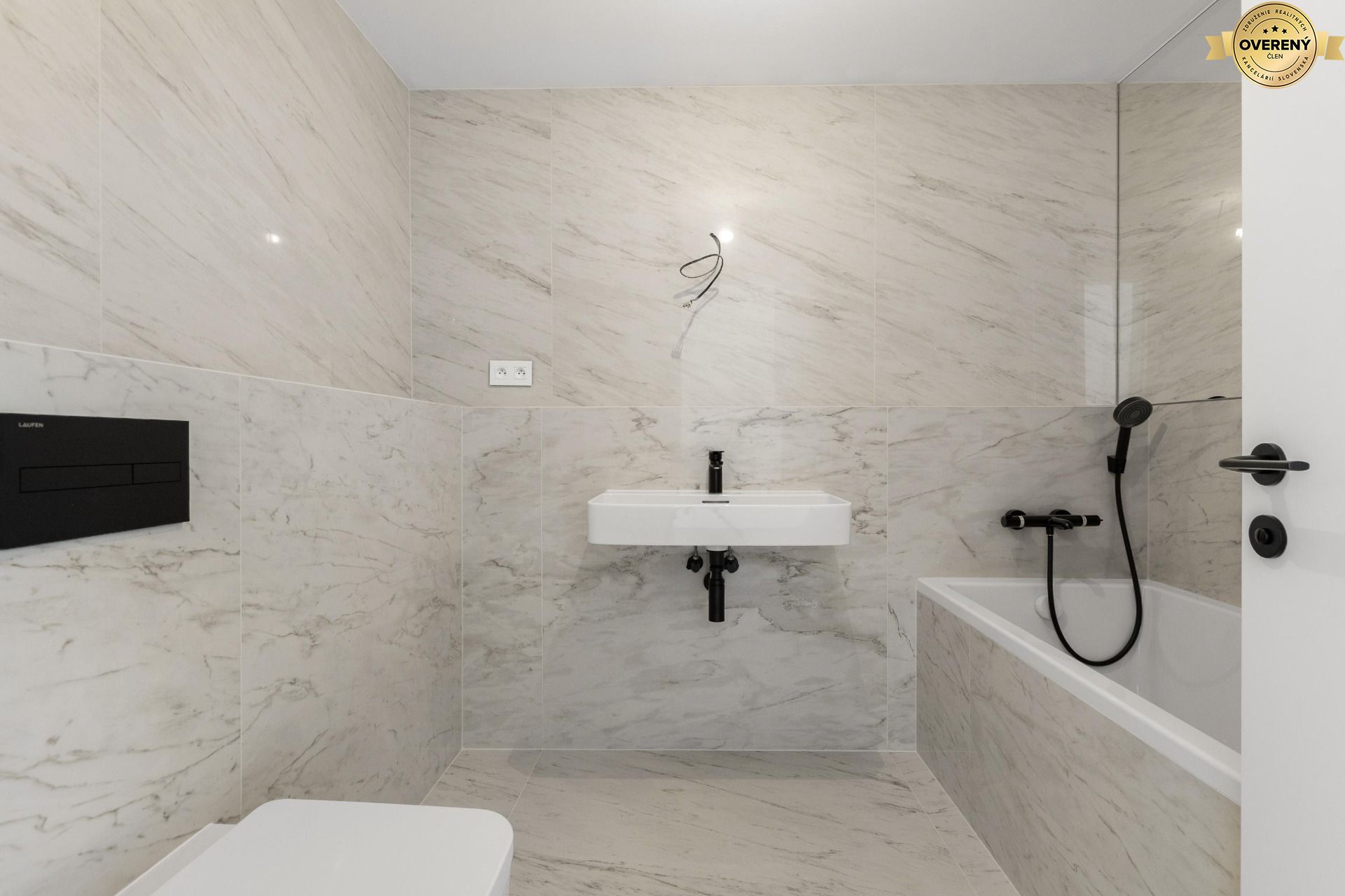NUERA︱EUROVEA TOWER - Penthouse 3-bed. apt. Danube view, 44th
