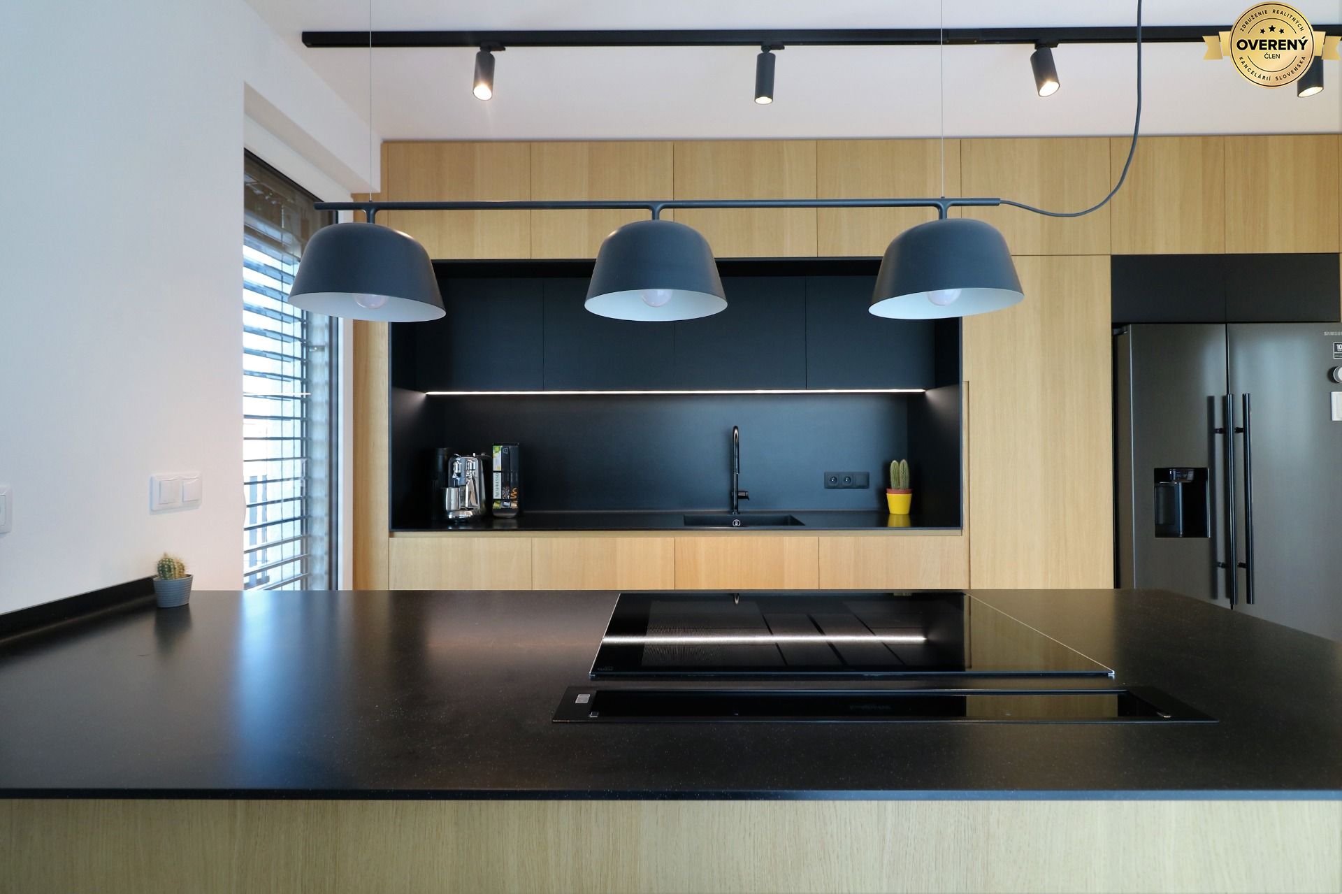 NUERA︱Penthouse with terrace and forest view in Dúbravka