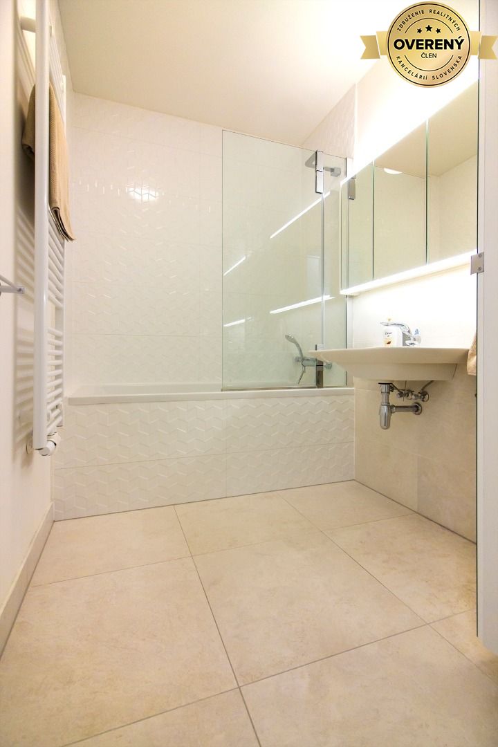 NUERA︱PANORAMA CITY - 1 BED apartment with castle view
