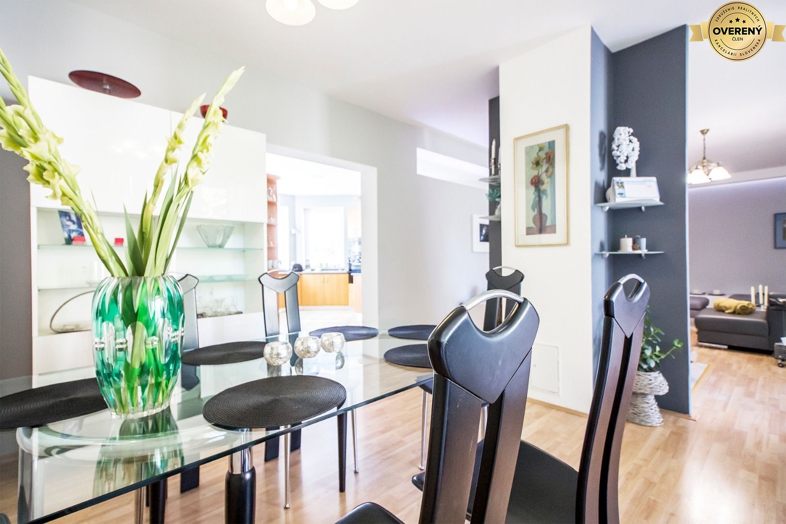 NUERA︱FOR SALE - Luxury 6 rooms family house in Rusovce
