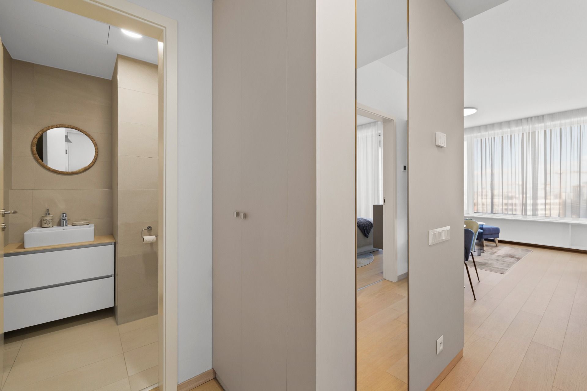 NUERA︱SKY PARK luxury furnished 2-room apartment on 15th floor