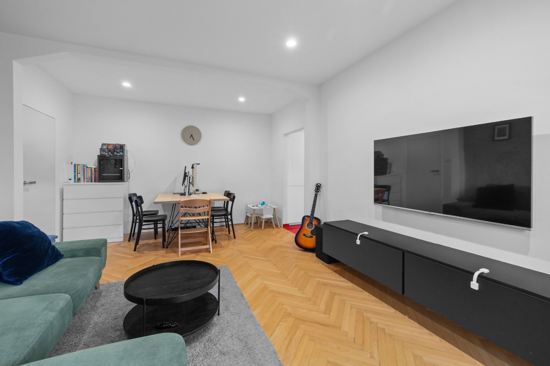NUERA︱-  Reconstructed 2,5 room apartment, Haburska, Bratislava