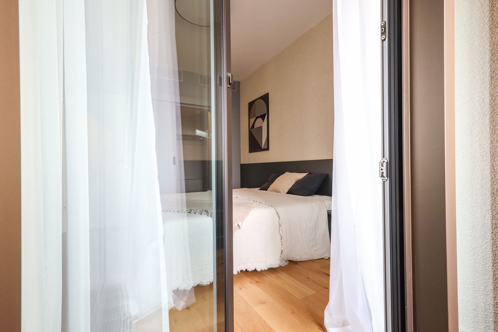 Rent One bedroom apartment, Továrenská, Bratislava - Staré Mesto, Slov