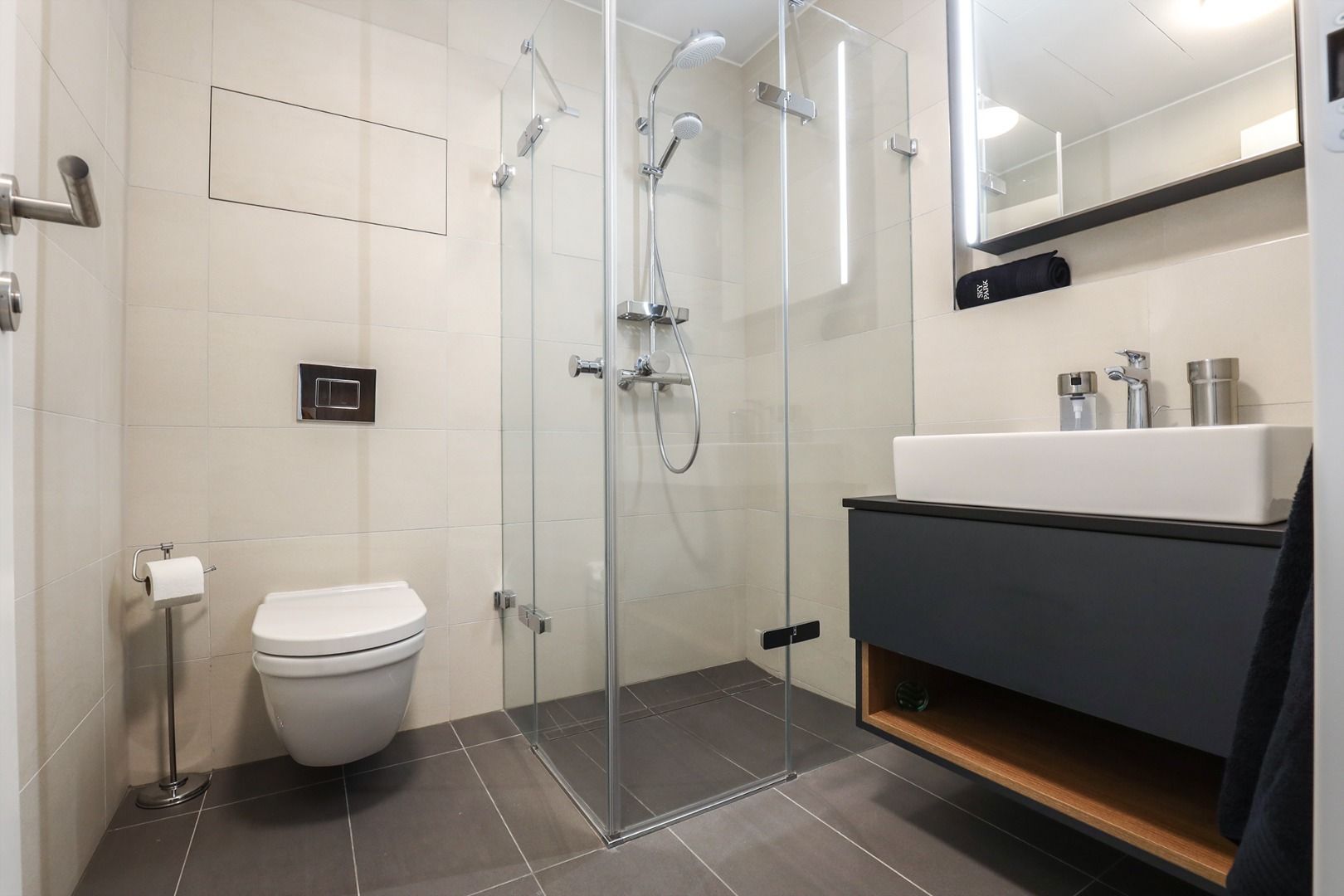 Rent One bedroom apartment, Továrenská, Bratislava - Staré Mesto, Slov