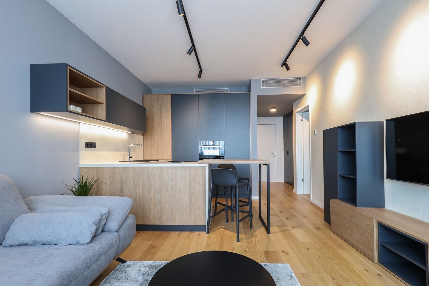 Rent One bedroom apartment, Továrenská, Bratislava - Staré Mesto, Slov