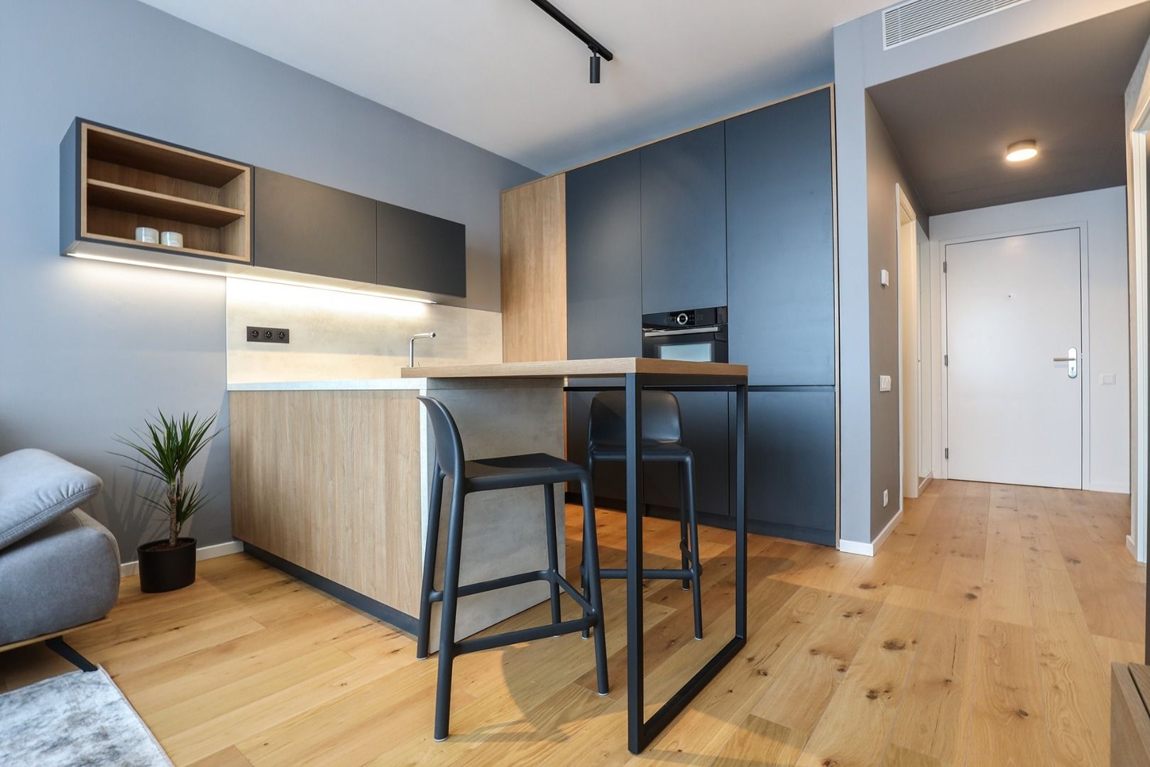 Rent One bedroom apartment, Továrenská, Bratislava - Staré Mesto, Slov