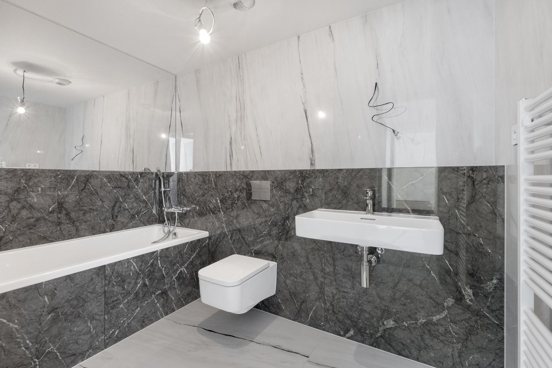 NUERA︱EUROVEA TOWER - Penthouse 2-bed. apt. east view, 44th