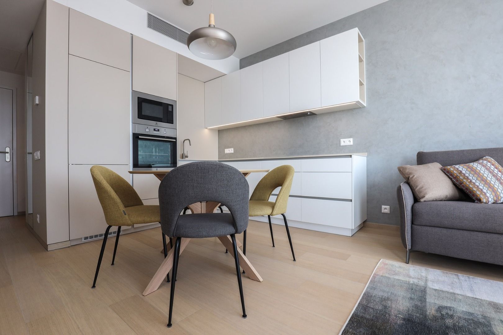 NUERA I SKY PARK Luxury 2-room apartment on 15th floor, tower 3