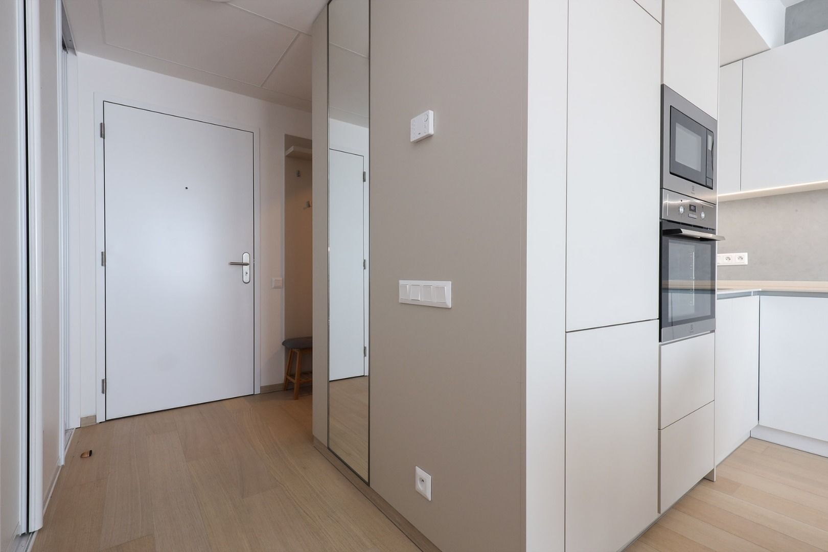 NUERA I SKY PARK Luxury 2-room apartment on 15th floor, tower 3