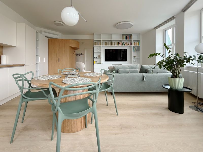 NUERA︱UNO Unique 1-Bedroom Apartment Near the Pedestrian Zone, Poštová